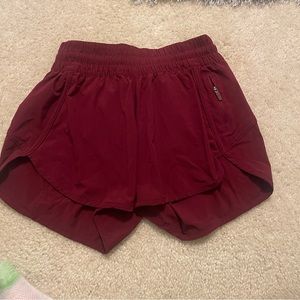 Lululemon burgundy shorts size 6